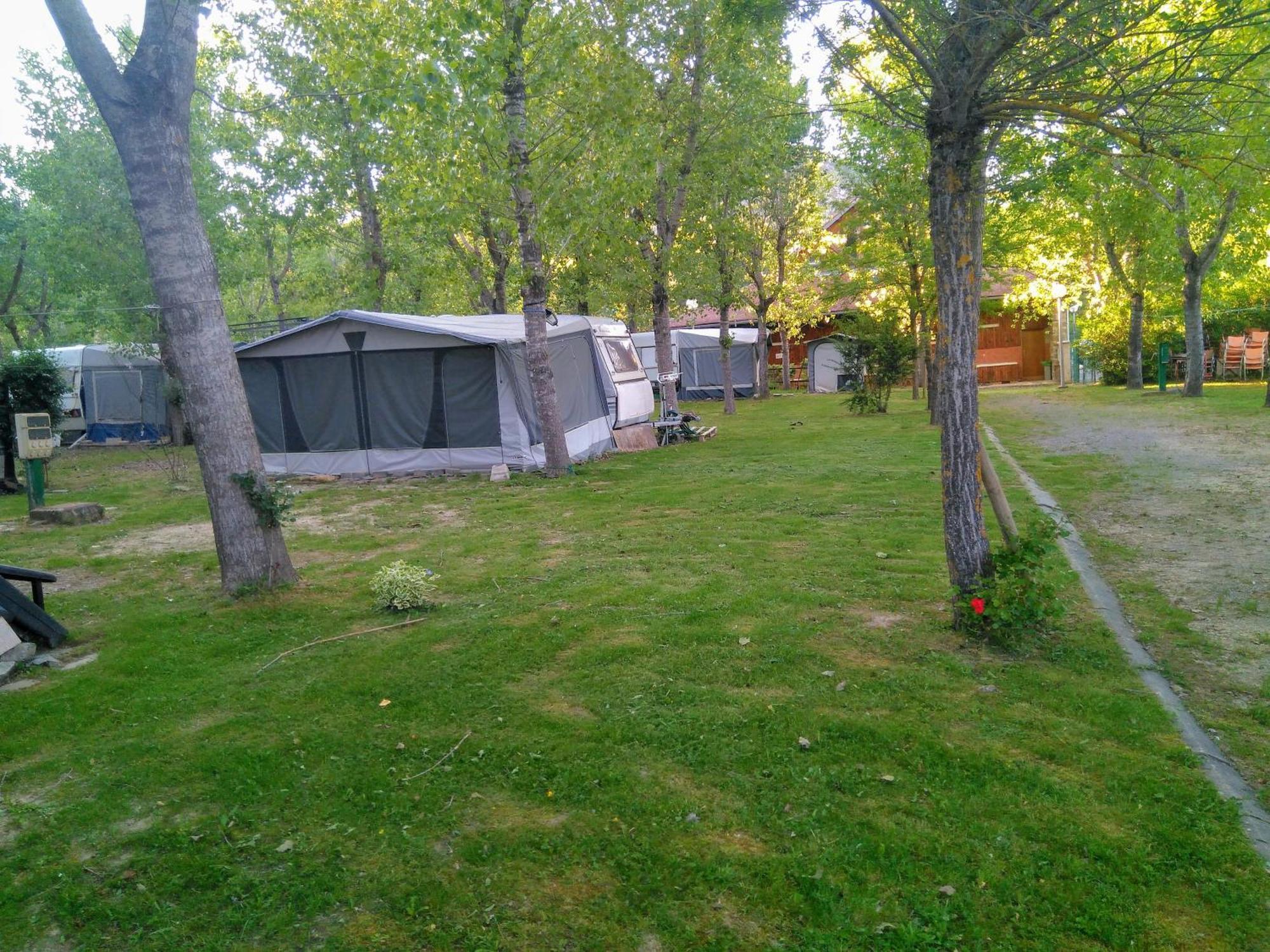 Camping Valle De Hecho Exterior photo